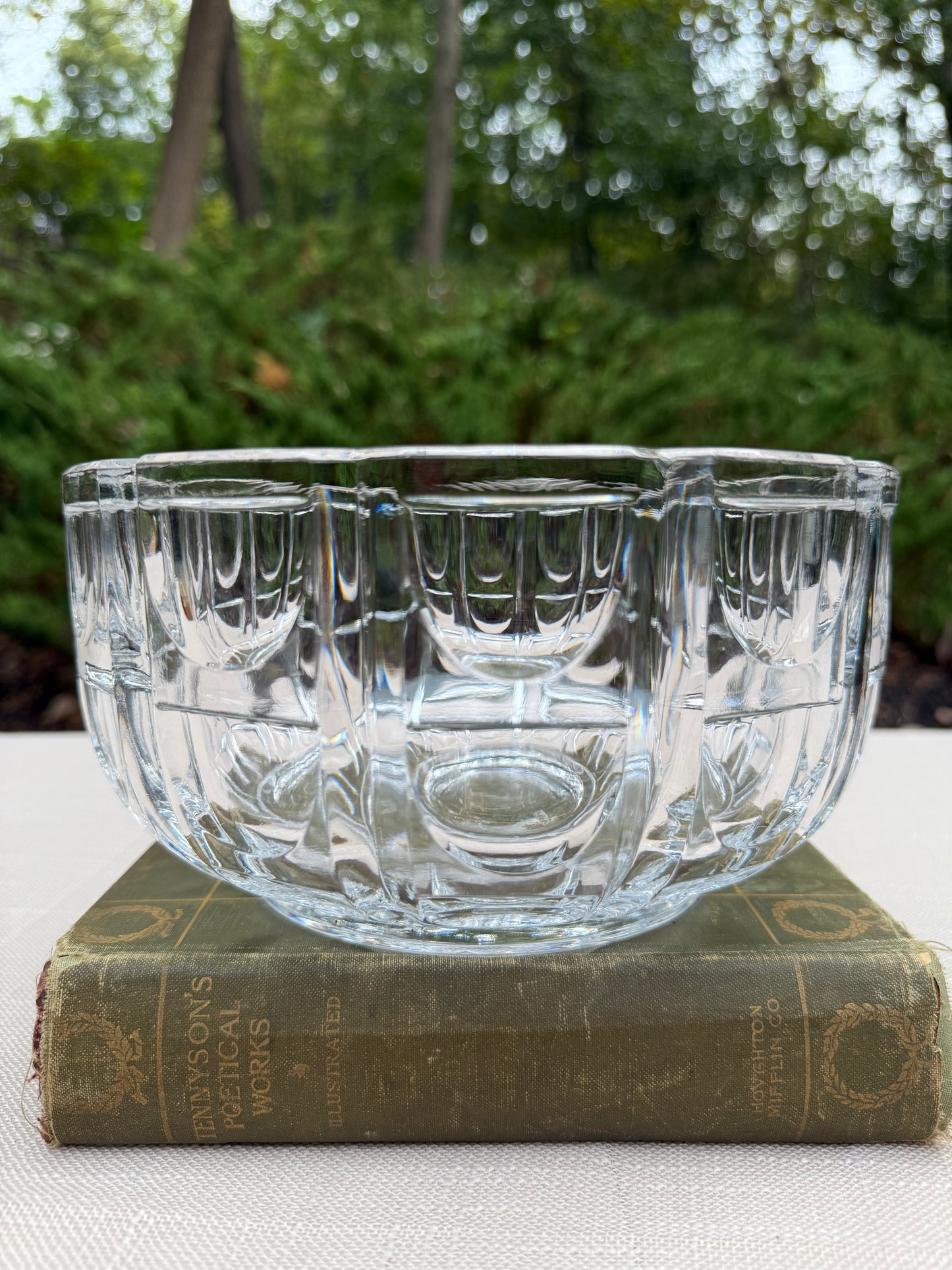 Thousand Windows Pressed Crystal Glass Bowl (1950's)