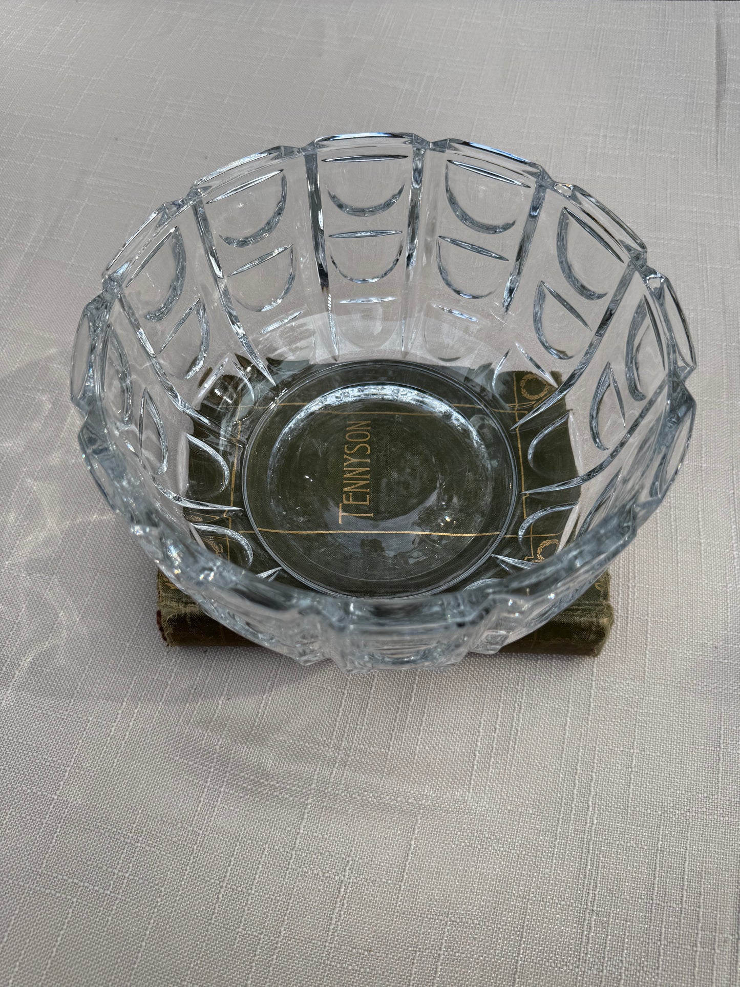 Thousand Windows Pressed Crystal Glass Bowl (1950's)